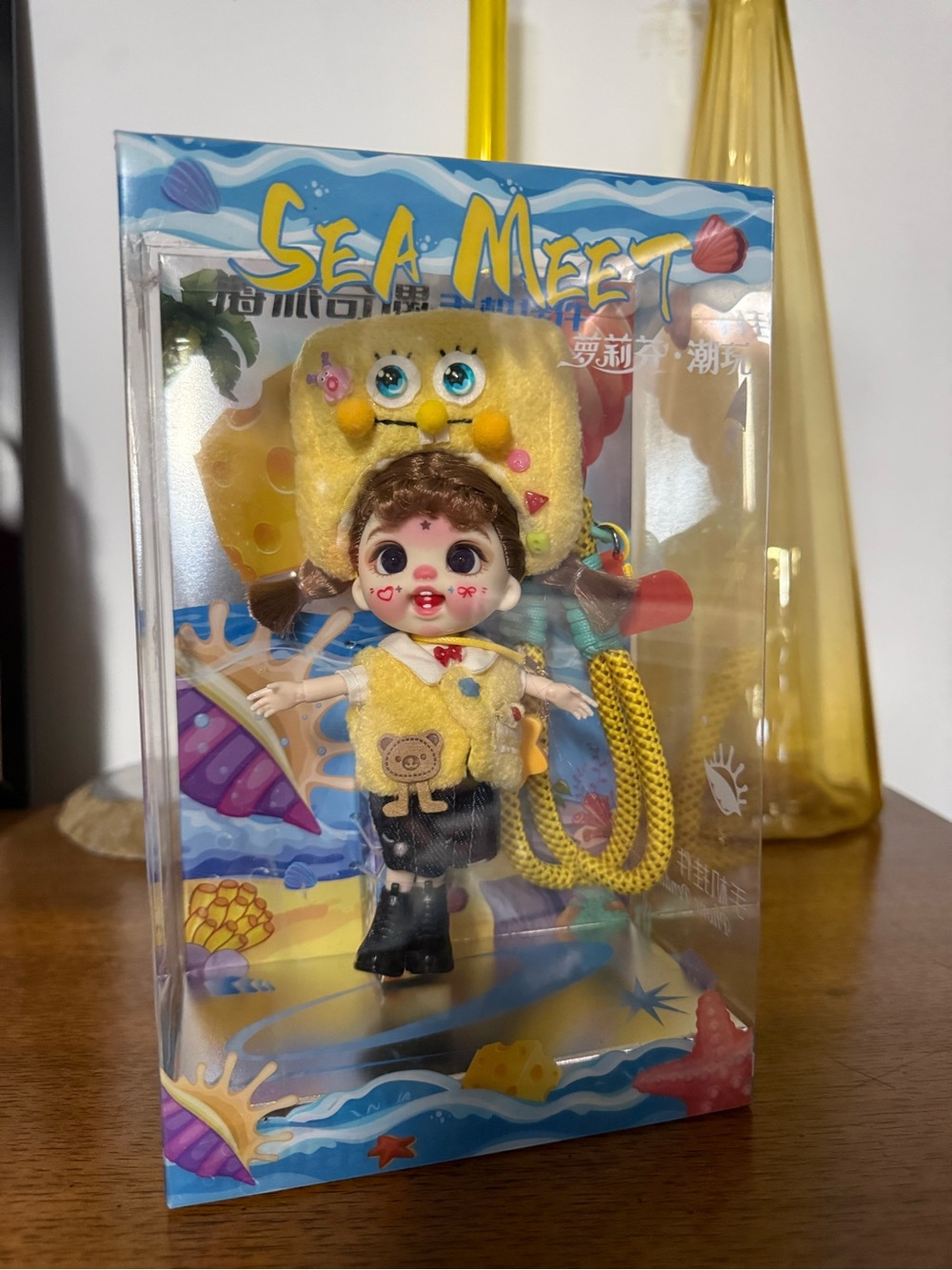 Loulifen NIB Yellow Plush Hat Doll Keychain - Kids Sponge Bob